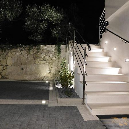 Maestral Apartman Veliko Brdo  Kültér fotó